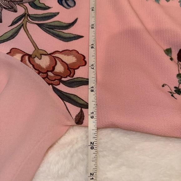 Chic Floral Long Sleeve Dress in Pink Size Small - Picture 8 of 9